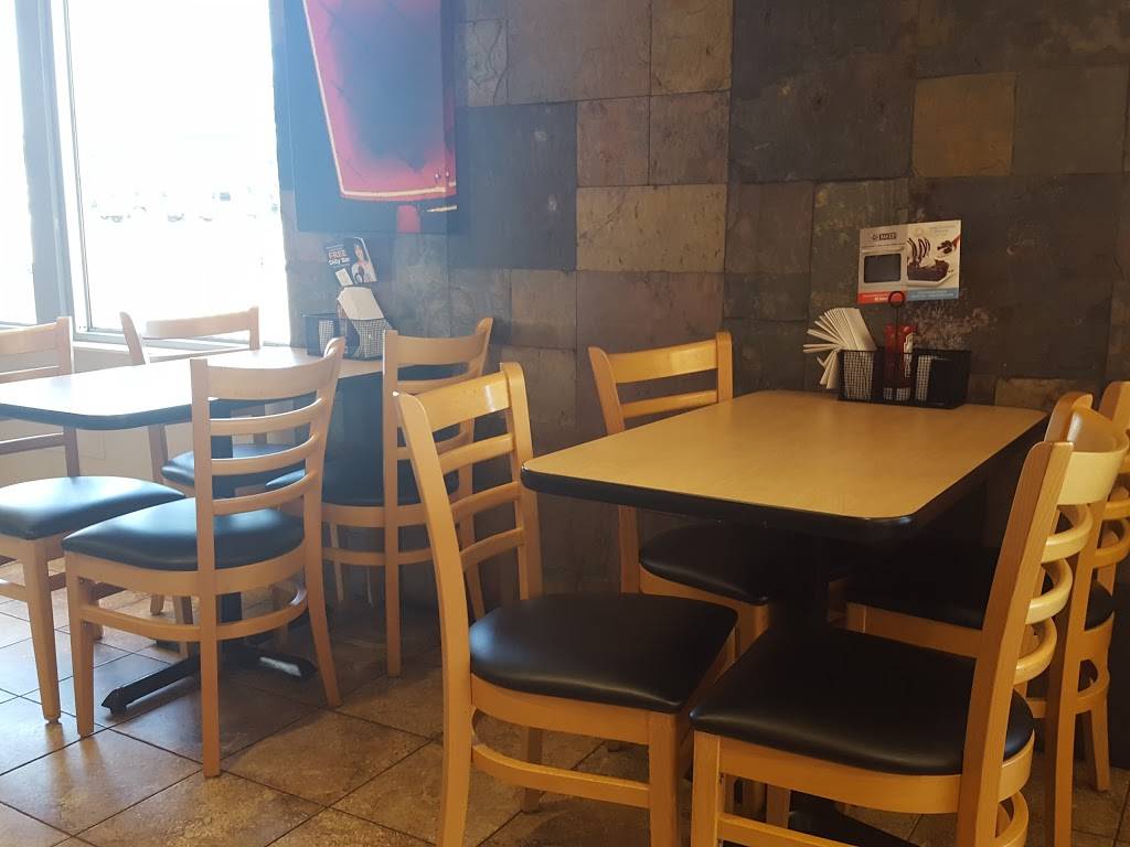 Dairy Queen Grill & Chill | restaurant | 832 Fennell Ave E, Hamilton, ON L8V 1V6, Canada | 9053855882 OR +1 905-385-5882