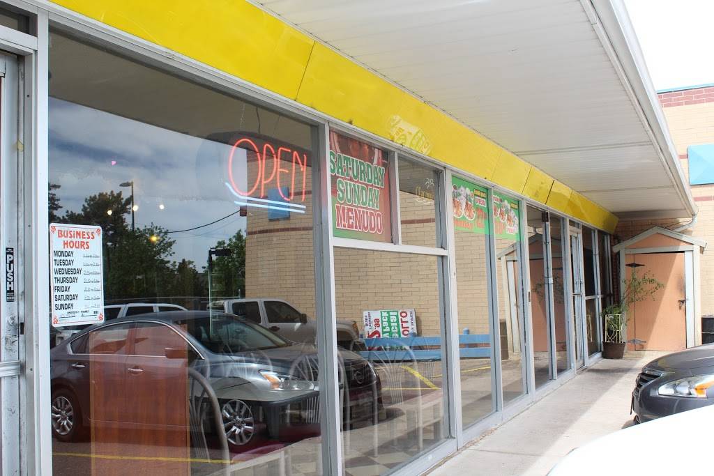 Juans Super Pollo | restaurant | 1593 Peoria St, Aurora, CO 80010, USA | 3033672738 OR +1 303-367-2738