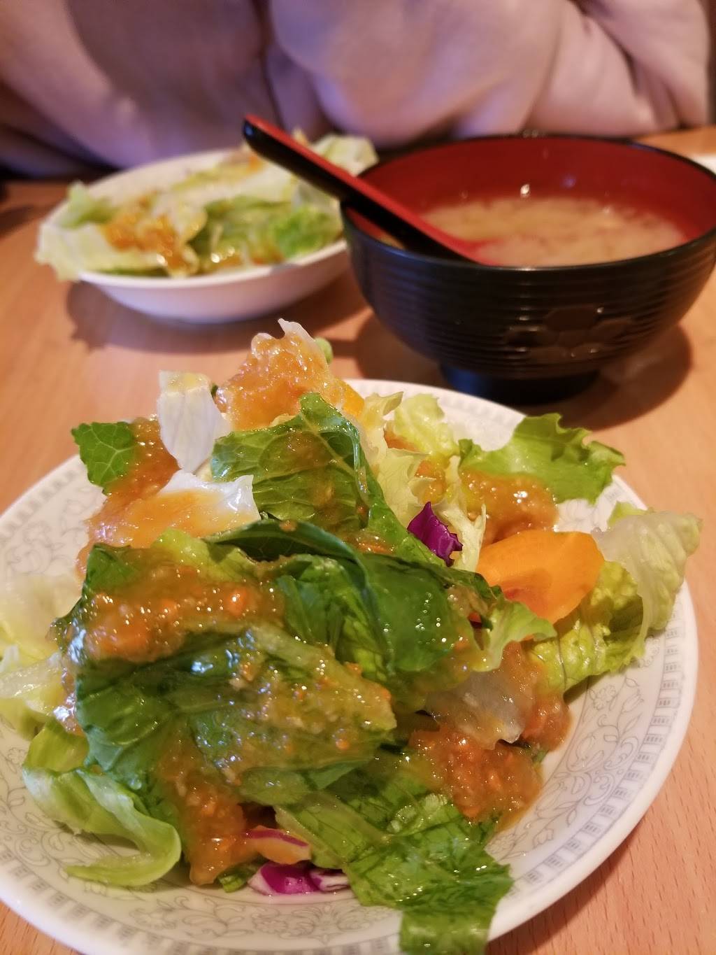 Sushi Tatsu | restaurant | 10 Engle St, Englewood, NJ 07631, USA | 2018168100 OR +1 201-816-8100