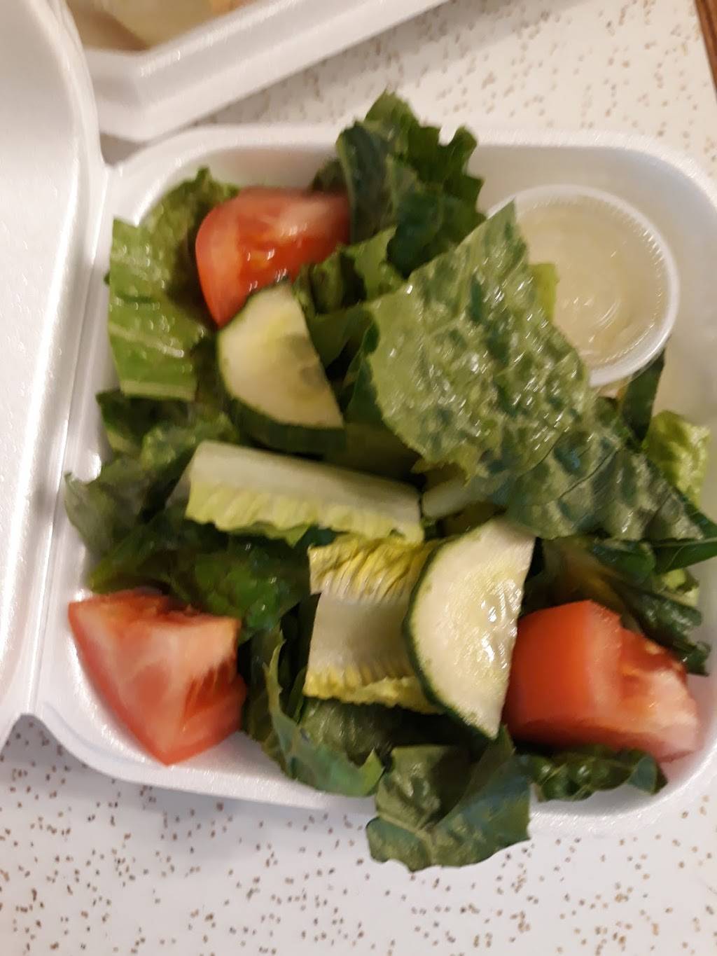 Samias Phoenician Grill | restaurant | 72 Boardman Poland Rd, Boardman, OH 44512, USA | 3307435777 OR +1 330-743-5777