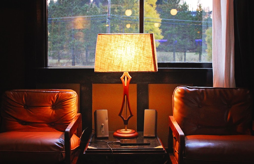 The Billy Motel & Bar / ISH Kitchen | restaurant | 1080 William Ave, Davis, WV 26260, USA | 3048516125 OR +1 304-851-6125