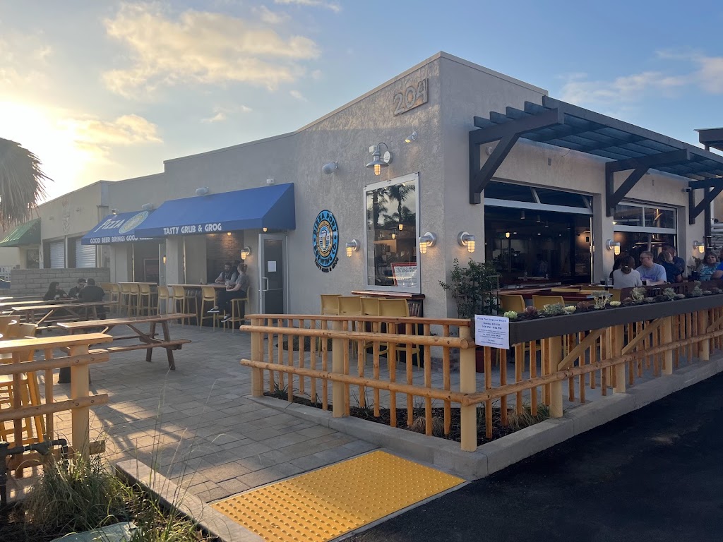 Pizza Port Imperial Beach | restaurant | 204 Palm Ave, Imperial Beach, CA 91932, USA | 6193731470 OR +1 619-373-1470