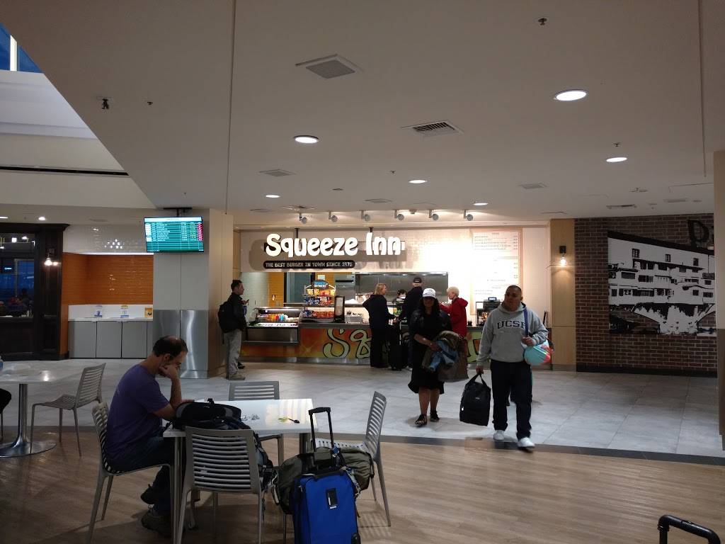 Squeeze Burger | restaurant | 6900 Airport Blvd W, Sacramento, CA 95837, USA | 9168773531 OR +1 916-877-3531