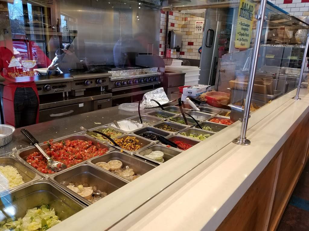 Willys Mexicana Grill | restaurant | 5304 Windward Pkwy, Milton, GA 30004, USA | 6786918733 OR +1 678-691-8733