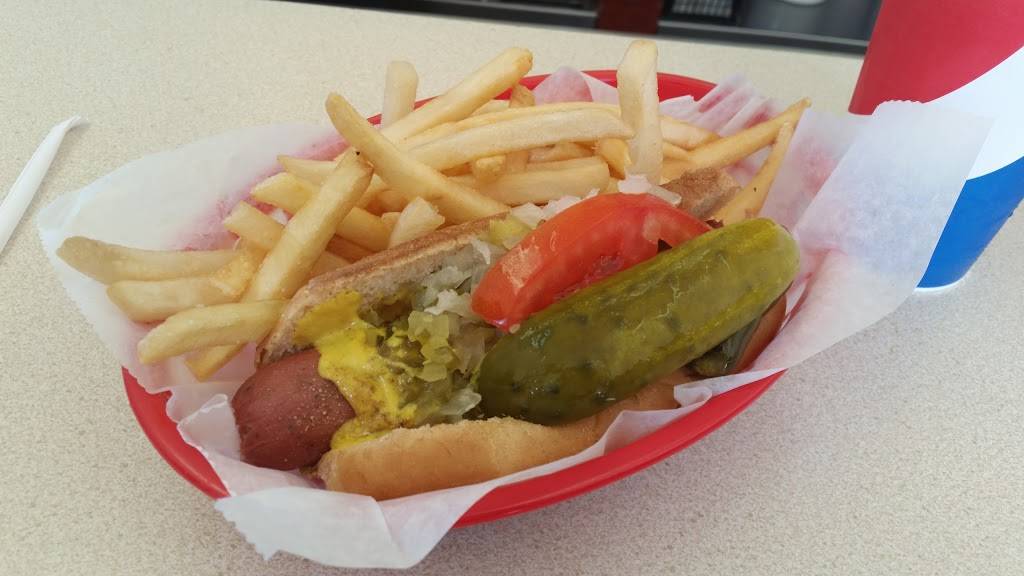 Arnies Dog House | restaurant | 1503 Indianapolis Blvd, Whiting, IN 46394, USA | 2196593004 OR +1 219-659-3004