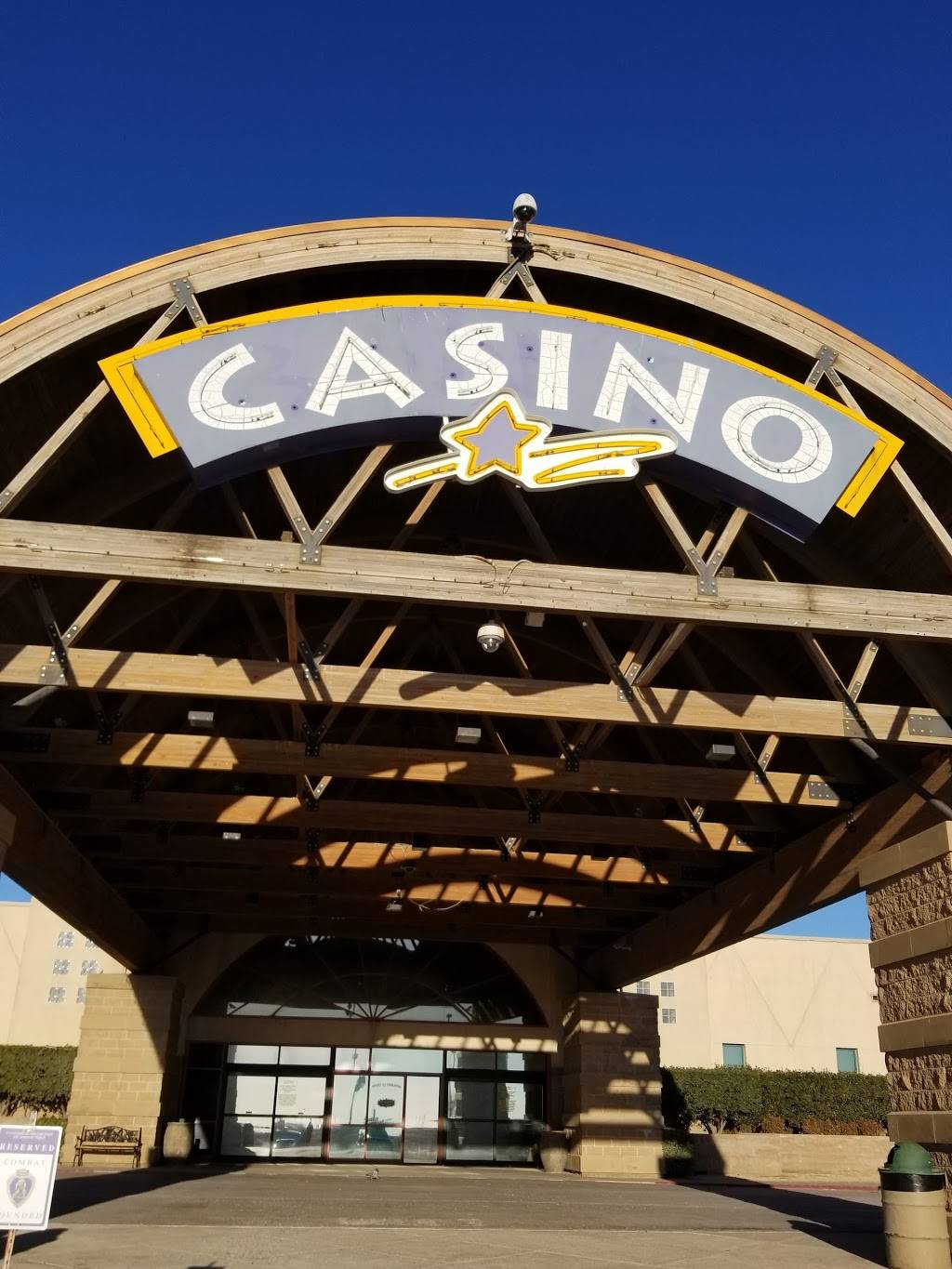 Lucky Star Casino - Concho | meal takeaway | 7777 US-81, El Reno, OK 73036, USA | 4054226500 OR +1 405-422-6500