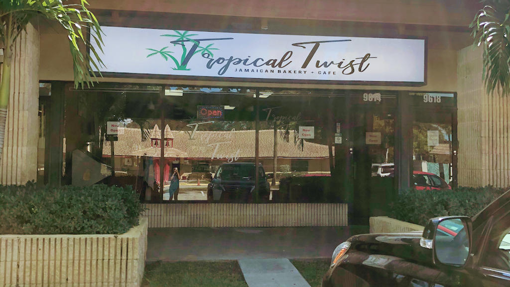 Tropical Twist | restaurant | 9614 Pines Blvd, Pembroke Pines, FL 33024, USA | 9548423644 OR +1 954-842-3644