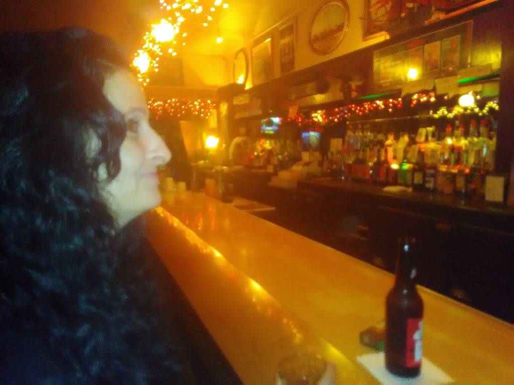 Dabrewskis Liquor Emporium | restaurant | 220 Southfield Rd, Ecorse, MI 48229, USA | 3133812751 OR +1 313-381-2751