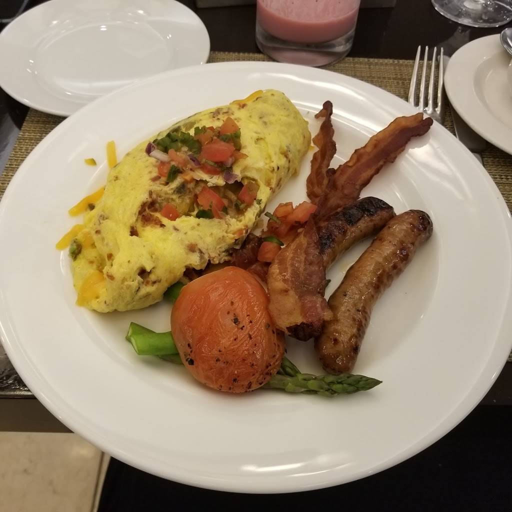 Nox Creek Southern Grill | restaurant | 3300 Lenox Rd NE, Atlanta, GA 30326, USA | 4042623344 OR +1 404-262-3344