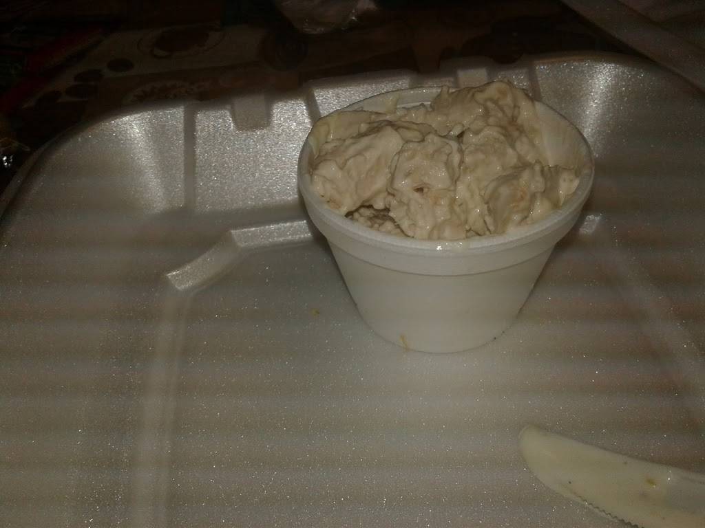 Moms Sub Shop | restaurant | 107 Dave Warlick Dr, Lincolnton, NC 28092, USA | 7047351840 OR +1 704-735-1840