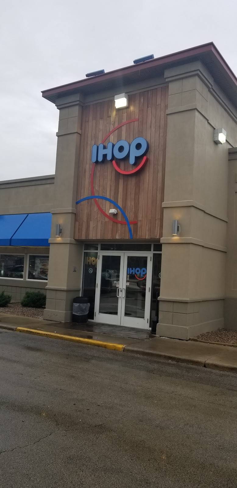 IHOP | bakery | 4101 W Wisconsin Ave, Grand Chute, WI 54913, USA | 9207336829 OR +1 920-733-6829