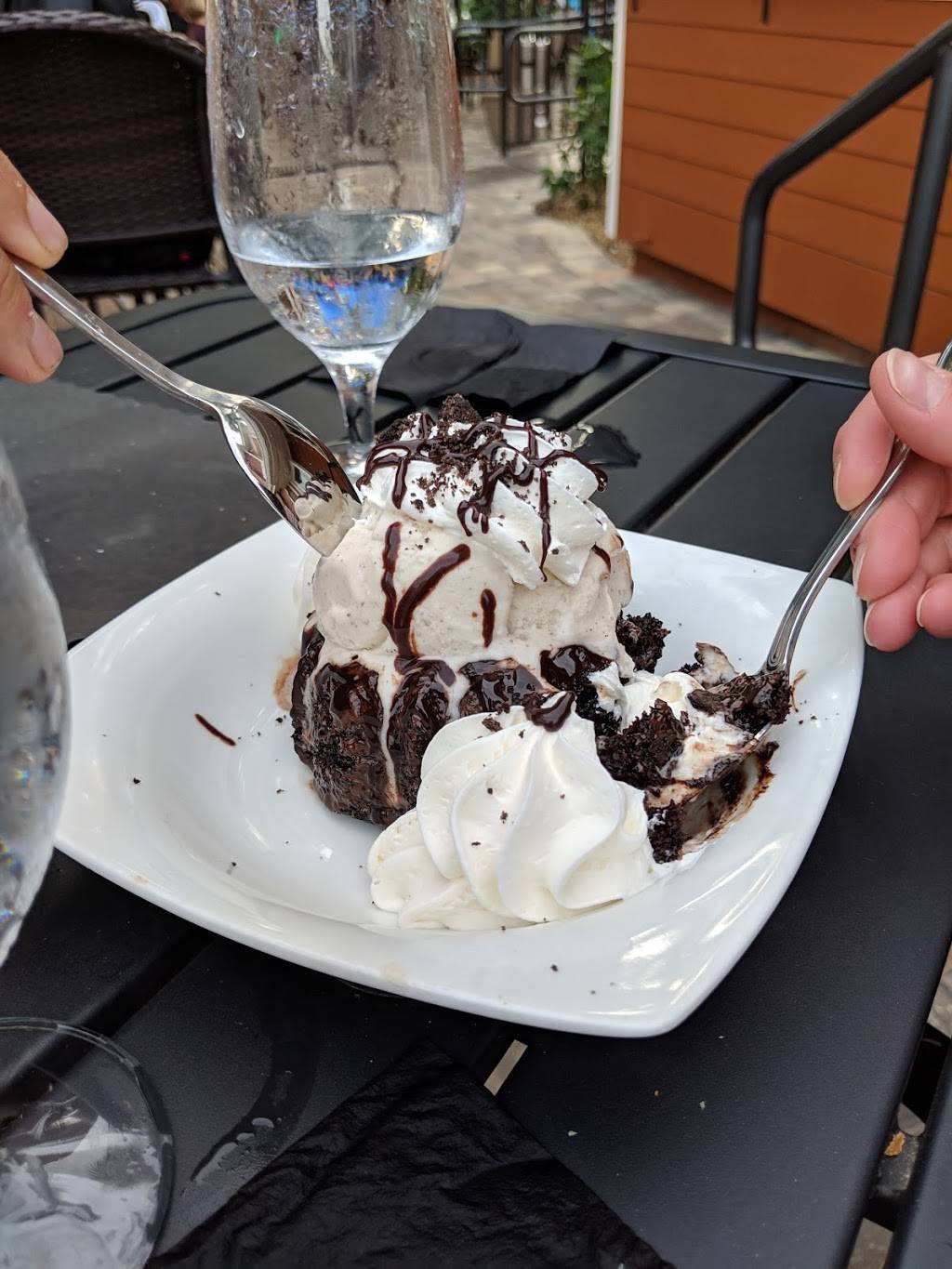 Carmelos Italian Ristorante | restaurant | 321 W Retta Esplanade, Punta Gorda, FL 33950, USA | 9416214091 OR +1 941-621-4091