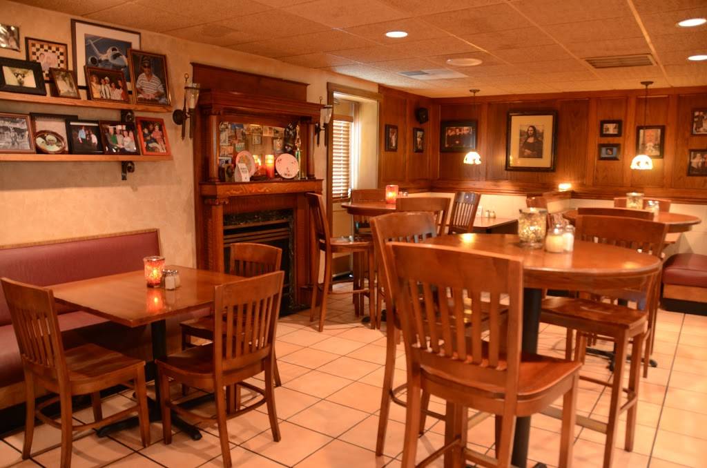 Tursis Latin King Italian Dining | restaurant | 2200 Hubbell Ave, Des Moines, IA 50317, USA | 5152664466 OR +1 515-266-4466