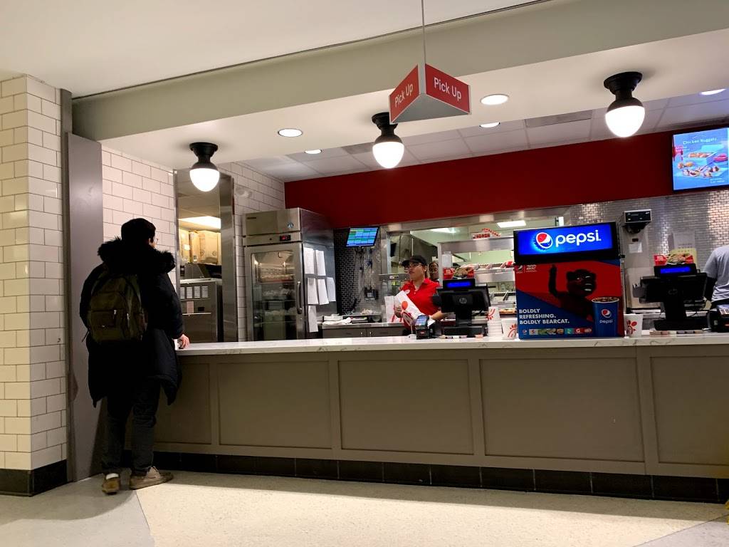 Chick-fil-A | restaurant | 2701 Bearcat Way University, Tangeman University Center, Cincinnati, OH 45221, USA | 5135561045 OR +1 513-556-1045