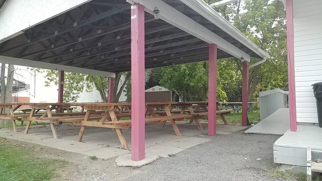 Patati Patata | restaurant | 625 Old Highway 17, Plantagenet, ON K0B 1L0, Canada | 6136733748 OR +1 613-673-3748