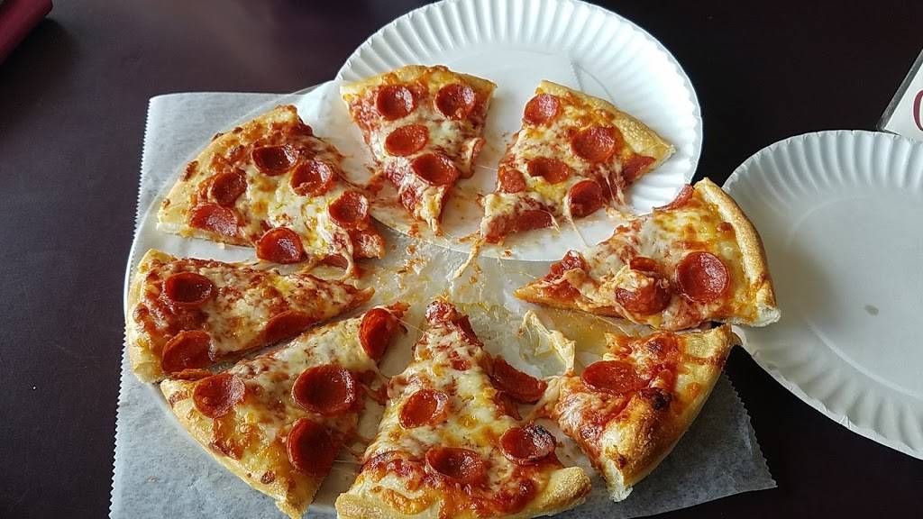 Georges Pizza | restaurant | 563 Center St, Auburn, ME 04210, USA | 2077827141 OR +1 207-782-7141