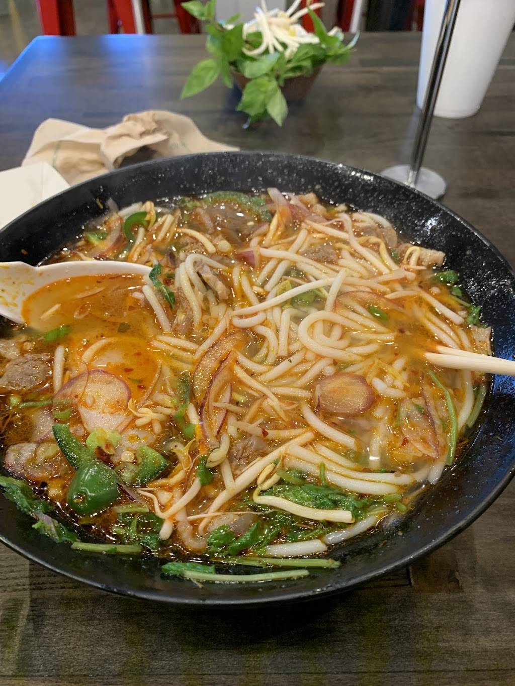 Viet-Yumz Pho and Boba Café | restaurant | 2233 W New Haven Ave, West Melbourne, FL 32904, USA | 3213721201 OR +1 321-372-1201