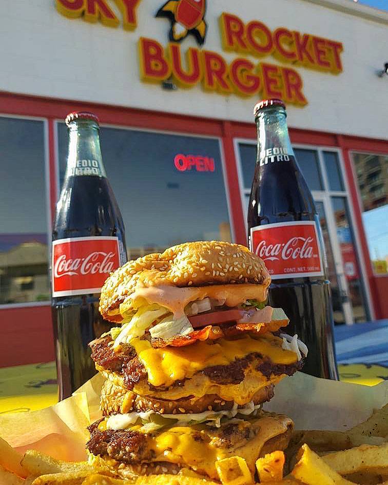 Sky Rocket Burger | restaurant | 111 S Hall St, Dallas, TX 75226, USA | 4693726122 OR +1 469-372-6122