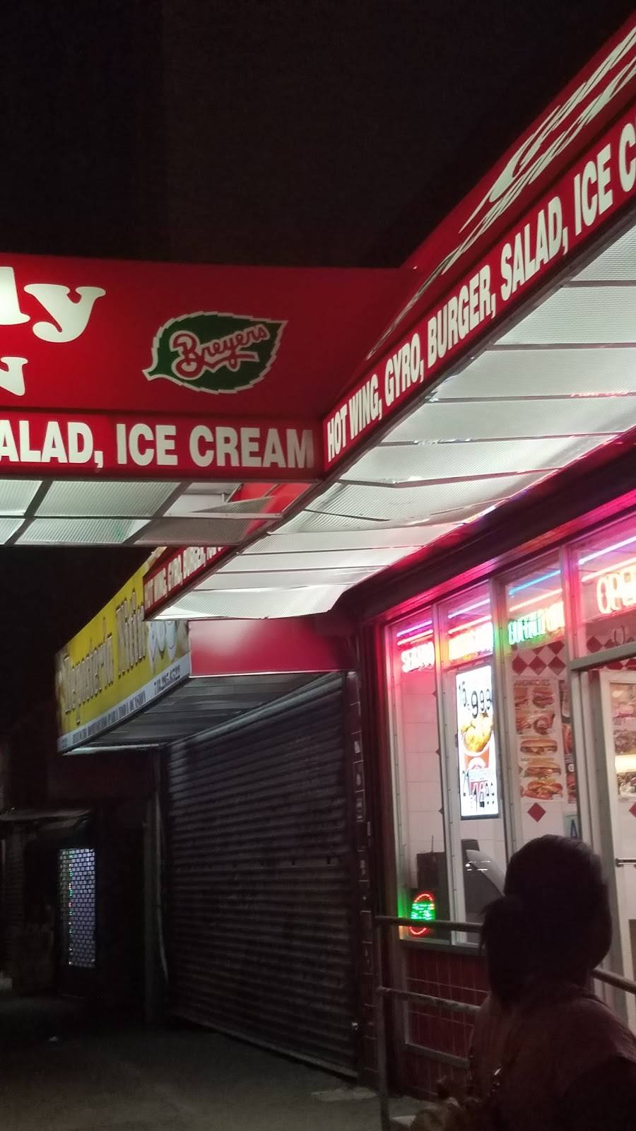 Kennedy Fried Chicken | restaurant | 2310 Grand Concourse, The Bronx, NY 10457, USA | 7183294139 OR +1 718-329-4139