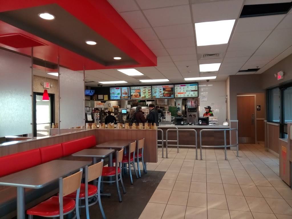 Burger King | restaurant | 2177 Northampton St, Holyoke, MA 01040, USA | 4135333988 OR +1 413-533-3988