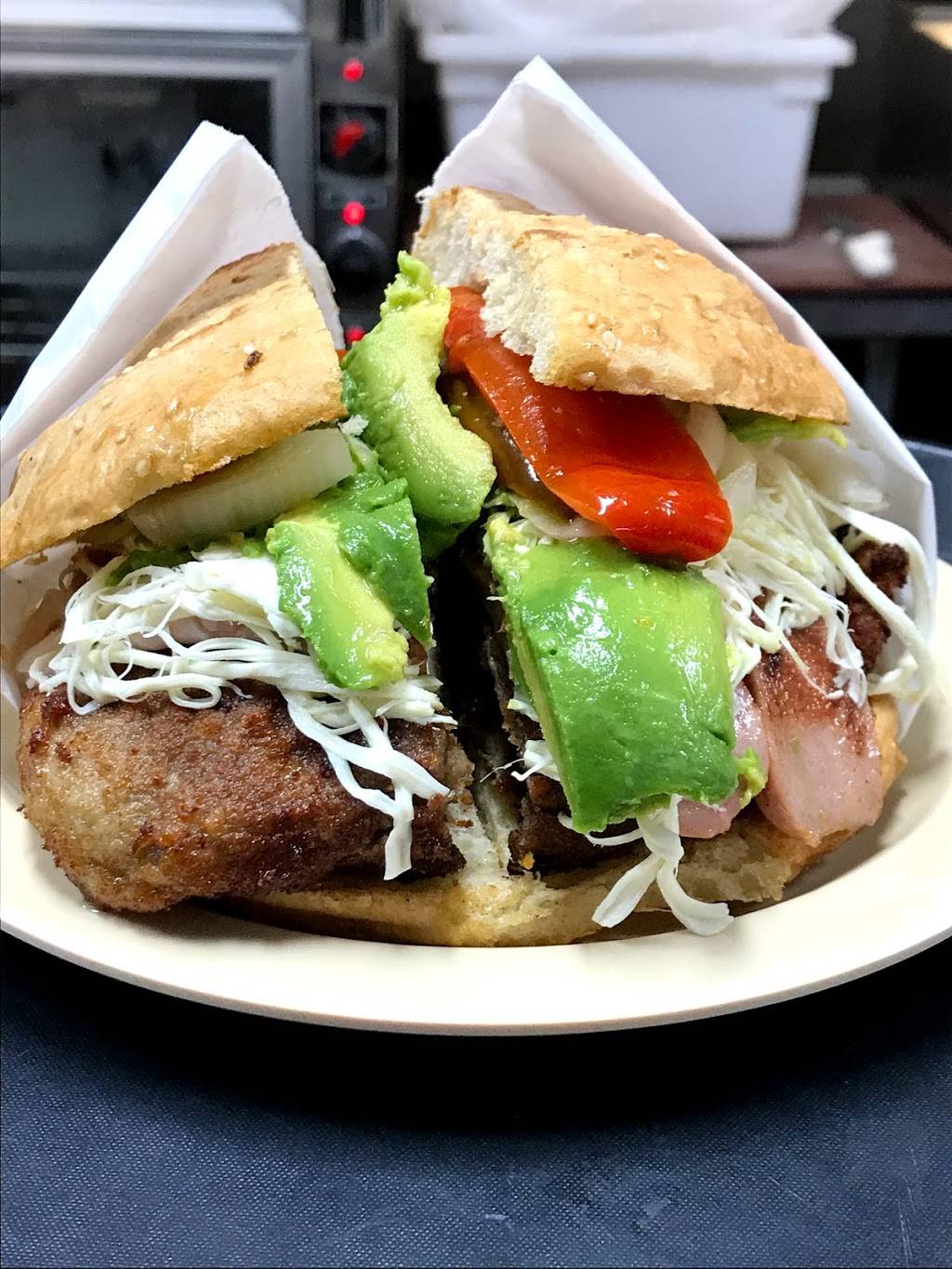 Cemitas Fandanguero | restaurant | 1275 S Santa Fe Ave #103, Vista, CA 92083, USA | 7609401582 OR +1 760-940-1582