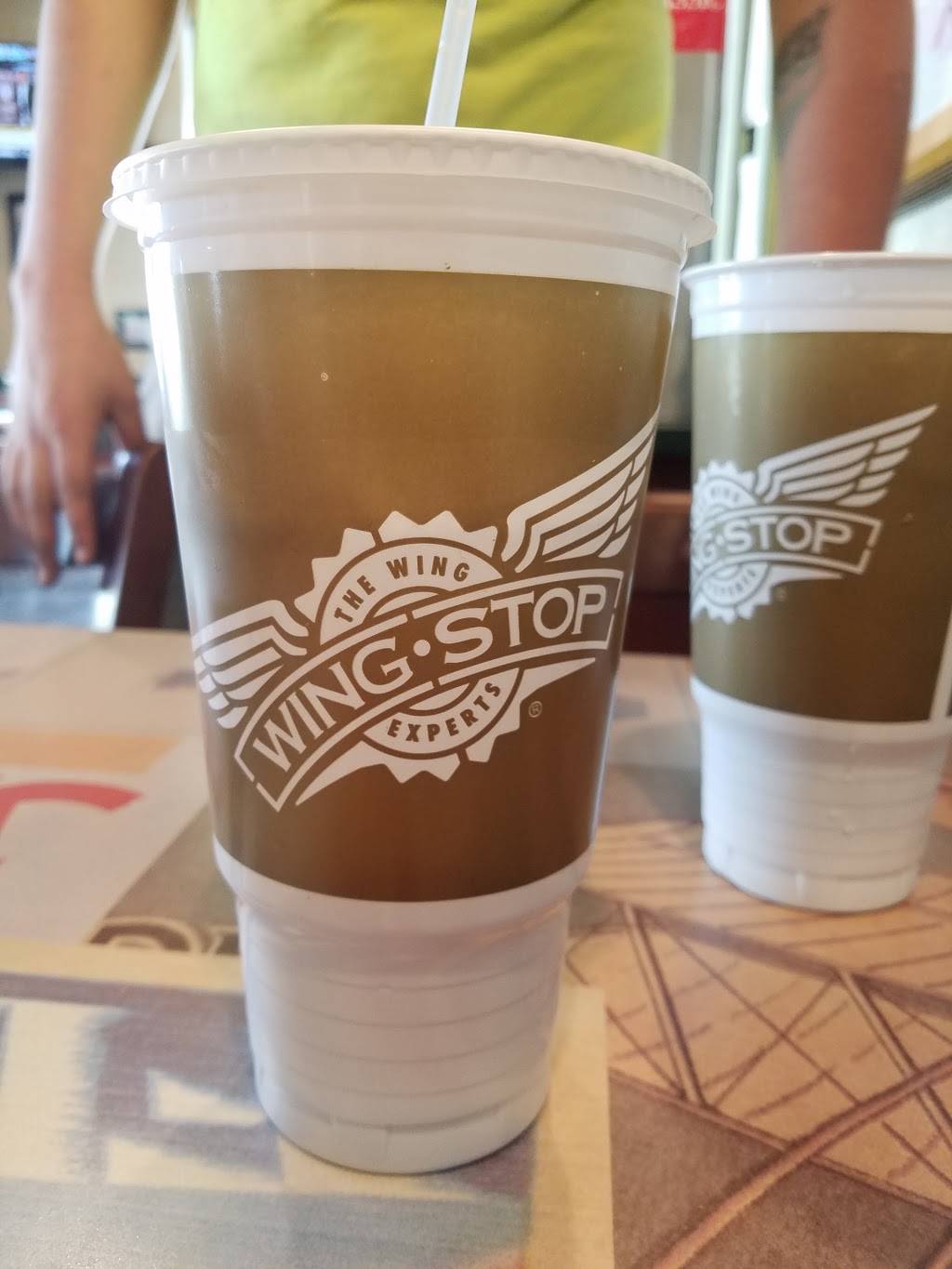 Wingstop | meal delivery | 1988 W 11th St, Tracy, CA 95376, USA | 2098369464 OR +1 209-836-9464