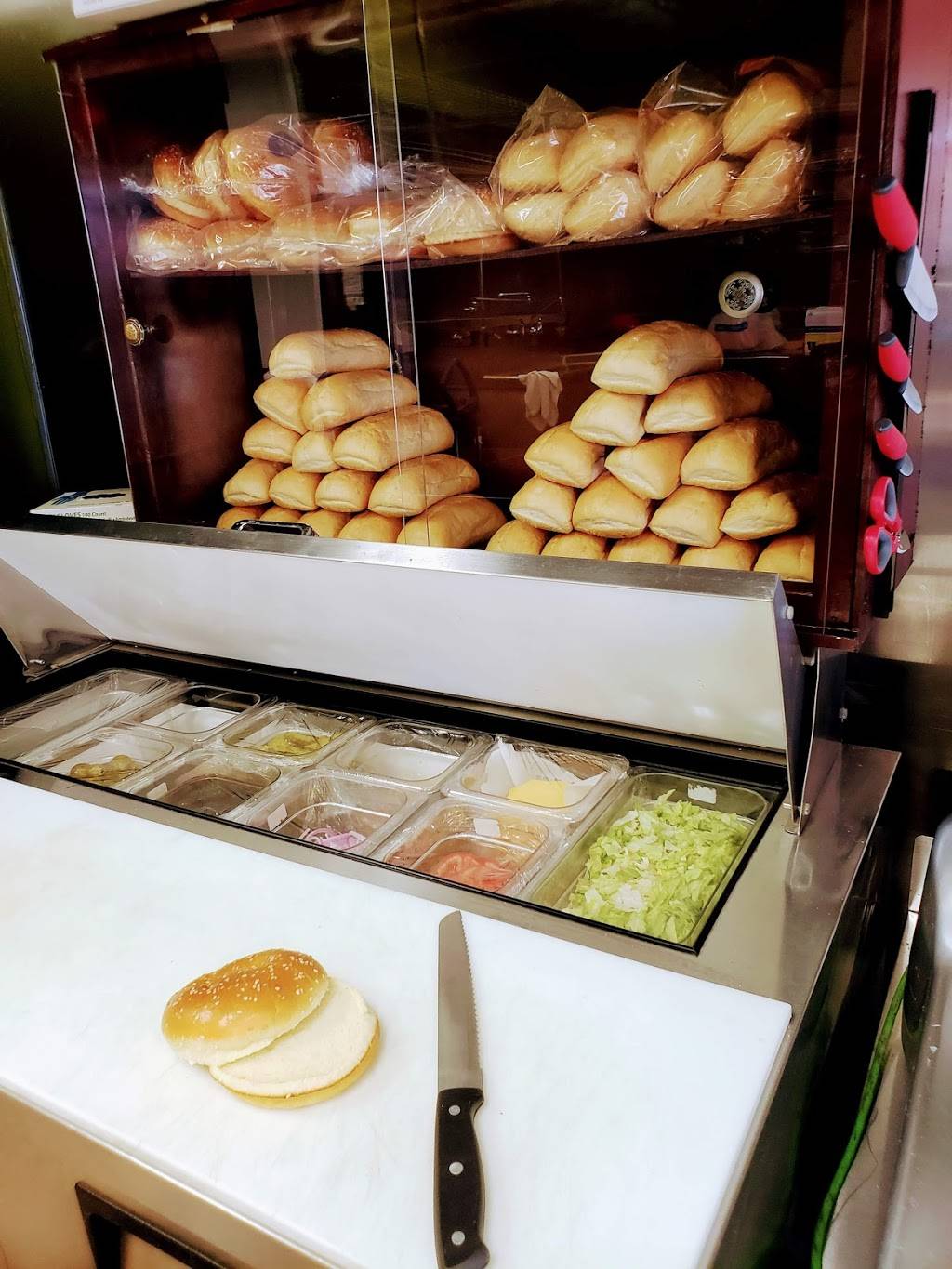 Tasty deli | restaurant | 8580 S 88th Ave, Justice, IL 60458, USA | 7083305285 OR +1 708-330-5285