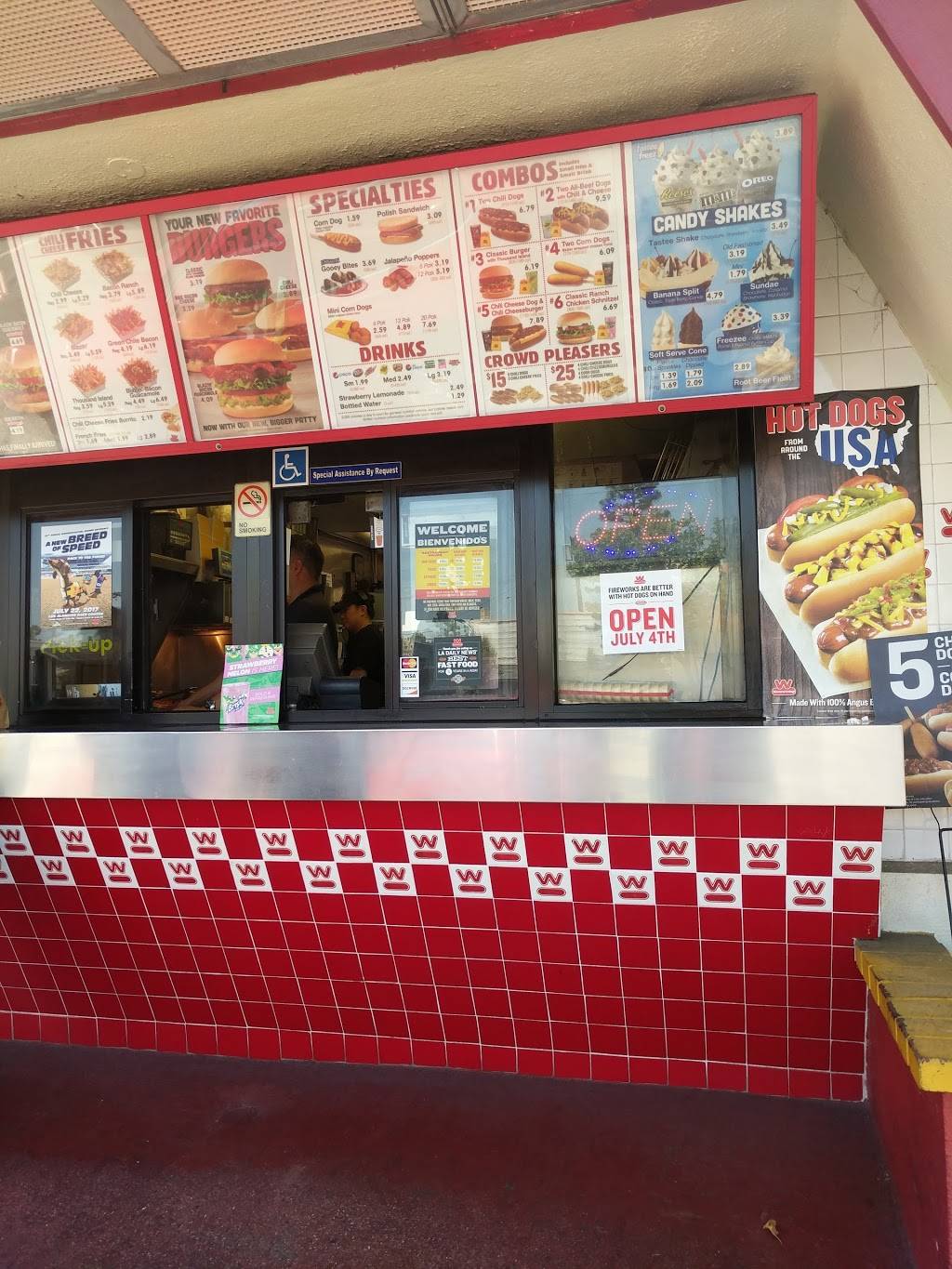 Wienerschnitzel | restaurant | 3010 Pico Blvd, Santa Monica, CA 90405, USA | 3104507671 OR +1 310-450-7671