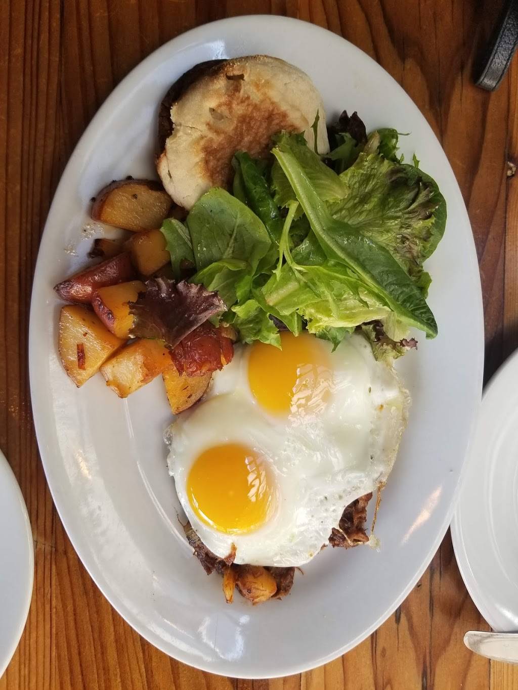 Maximiliano | restaurant | 5930 York Blvd, Los Angeles, CA 90042, USA | 3237396125 OR +1 323-739-6125