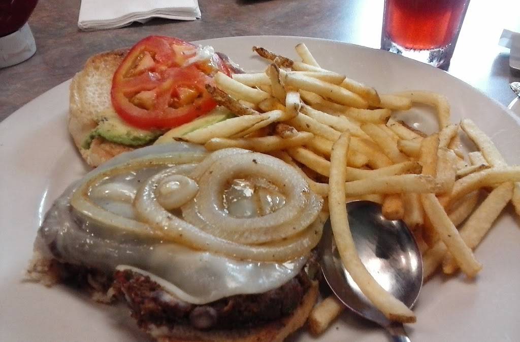 Lillington Sports Zone | restaurant | 320 E Cornelius Harnett Blvd, Lillington, NC 27546, USA | 9105149600 OR +1 910-514-9600