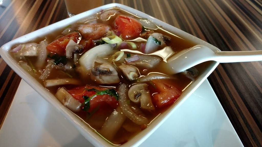 Aungs Bangkok Cafe | restaurant | 1225 E Hampden Ave, Englewood, CO 80113, USA | 3038069354 OR +1 303-806-9354