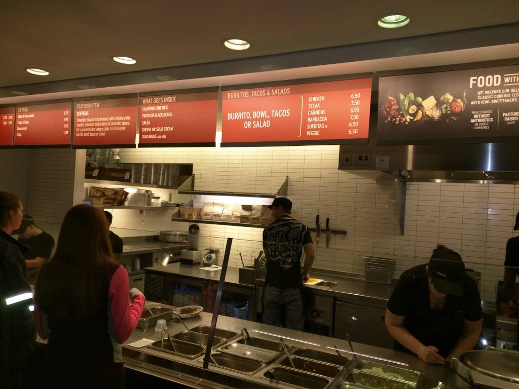 Chipotle Mexican Grill | restaurant | 16729 Lorain Ave, Cleveland, OH 44111, USA | 2164723209 OR +1 216-472-3209