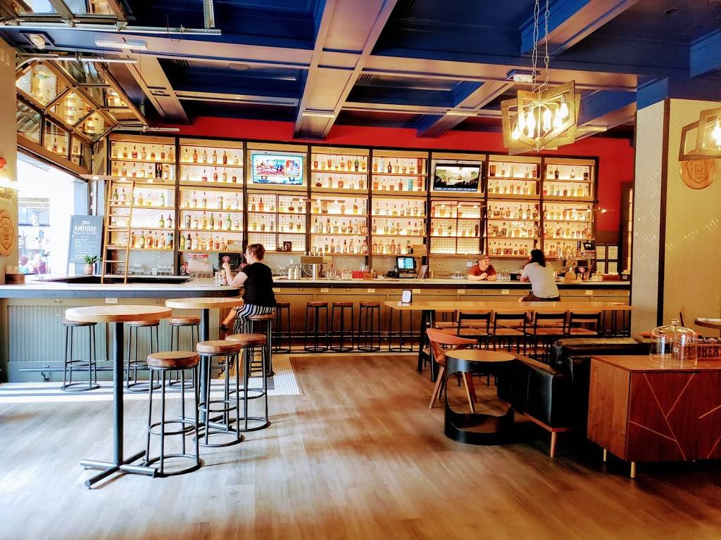 Whiskey Dry | restaurant | 412 S 4th St, Louisville, KY 40202, USA | 5027497933 OR +1 502-749-7933