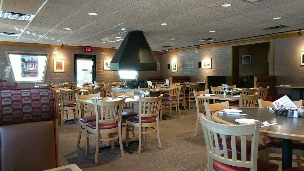 Pizza Hut | restaurant | 8641 Belair Rd, Baltimore, MD 21236, USA | 4102564388 OR +1 410-256-4388