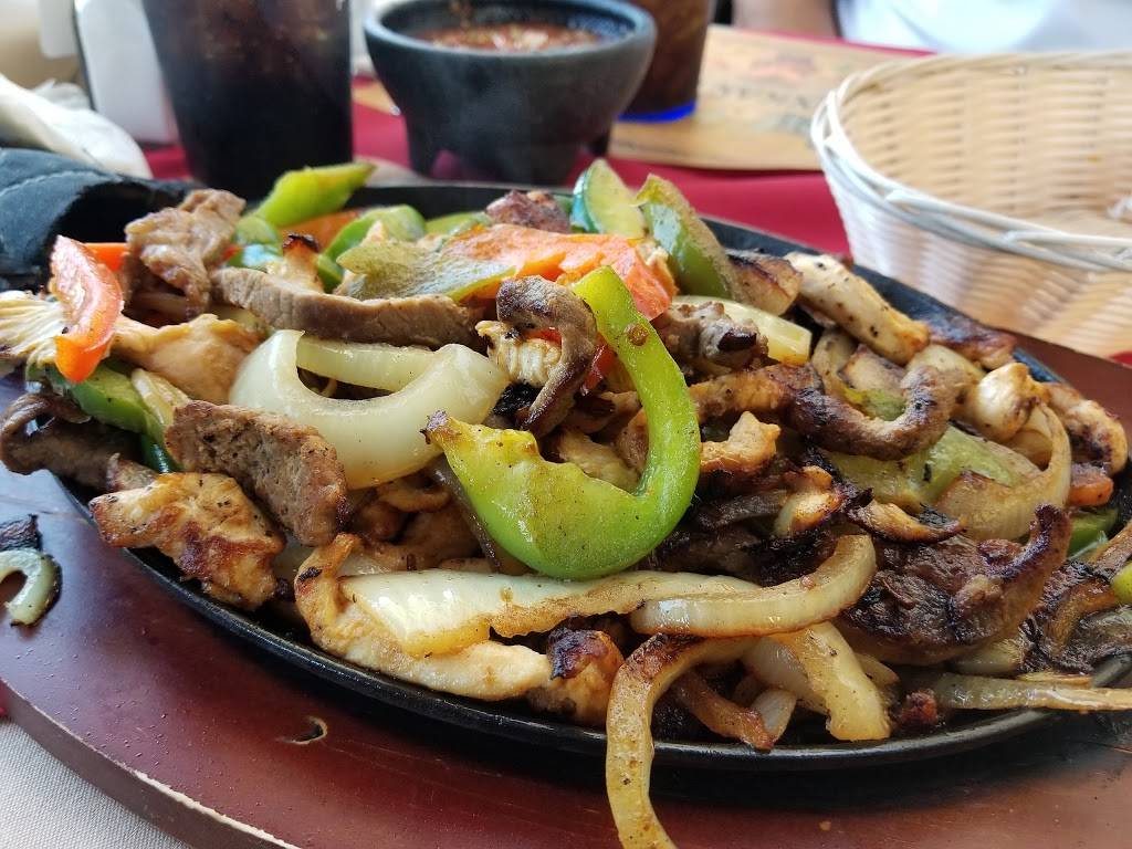 Maria Elenas | restaurant | 1450 Gold St, Alviso, CA 95002, USA | 4089465336 OR +1 408-946-5336