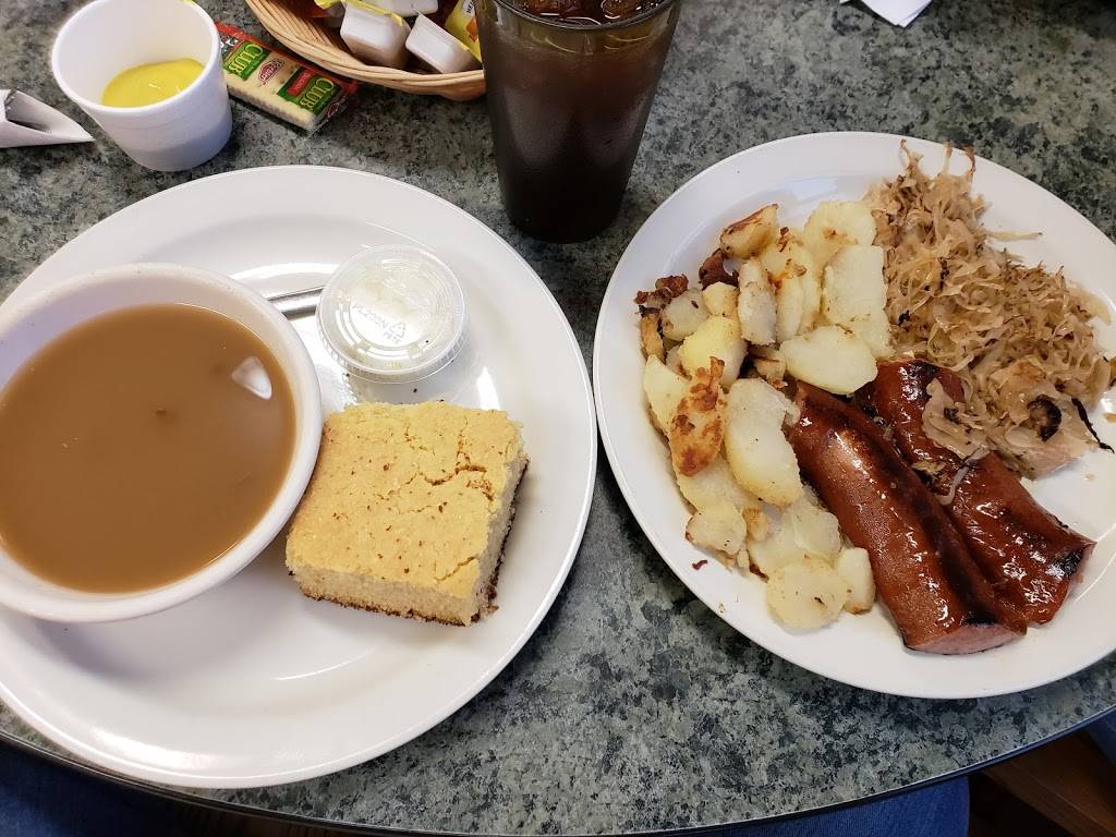 Skyline Family Restaurant | restaurant | 130 Barklow Rd, Portsmouth, OH 45662, USA | 7408202203 OR +1 740-820-2203