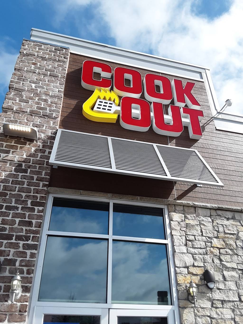 Cook Out | restaurant | 4050 W Vernon Ave, Kinston, NC 28504, USA | 8665470011 OR +1 866-547-0011