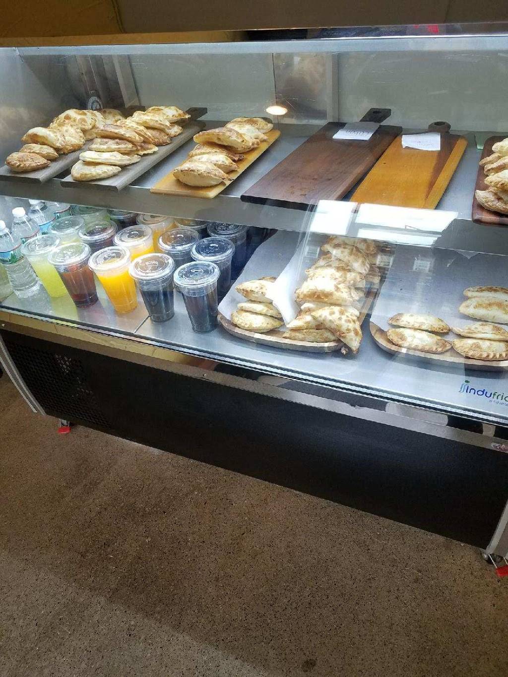 The Original Empanada Factory | restaurant | 602 A Ridge Road, Lyndhurst, NJ 07071, USA | 2013558155 OR +1 201-355-8155