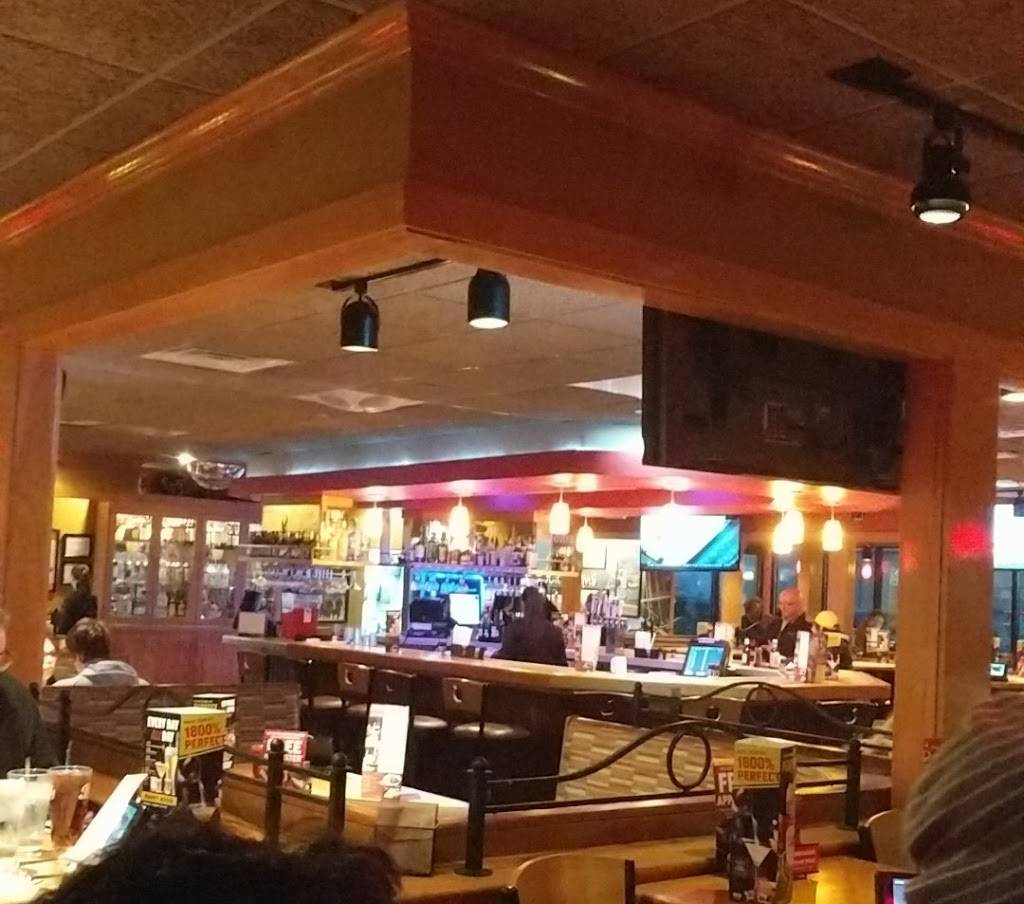 Applebees Grill + Bar | restaurant | 1040 N Kinzie Ave, Bradley, IL 60915, USA | 8159360571 OR +1 815-936-0571