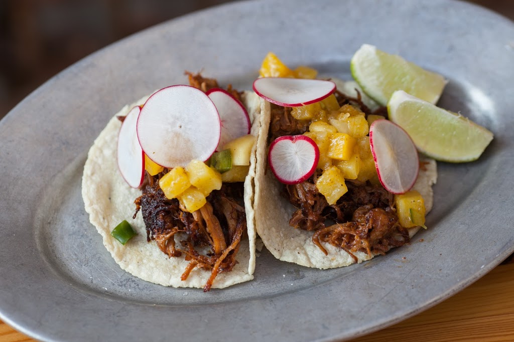 Pilsen Yards | restaurant | 1163 W 18th St, Chicago, IL 60608, USA | 3122432410 OR +1 312-243-2410