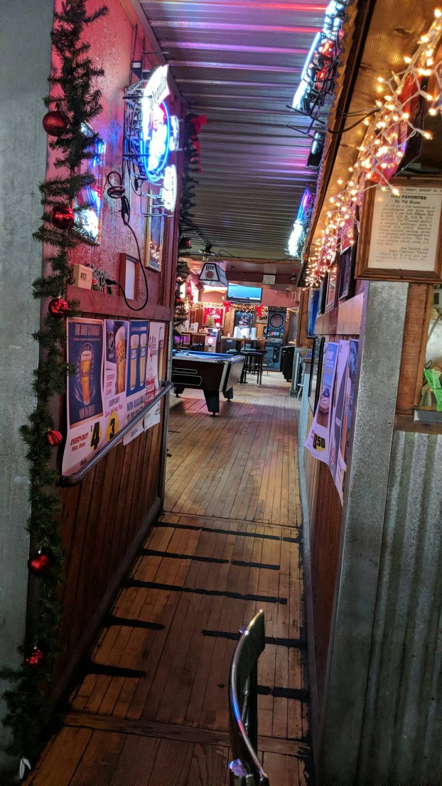 Illinois Bar & Grill | restaurant | 4135 W 47th St, Chicago, IL 60632, USA | 7738472525 OR +1 773-847-2525