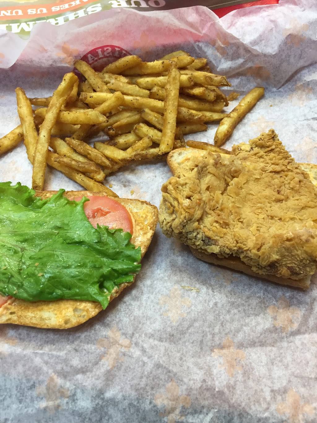 Popeyes | restaurant | 771 Queenston Rd, Hamilton, ON L8G 1A1, Canada | 9055940293 OR +1 905-594-0293