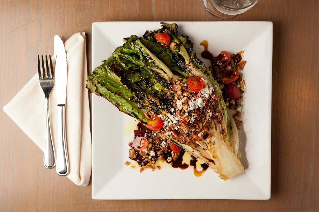 Deans List Restaurant | restaurant | 5 Blossom St, Boston, MA 02114, USA | 6172392393 OR +1 617-239-2393