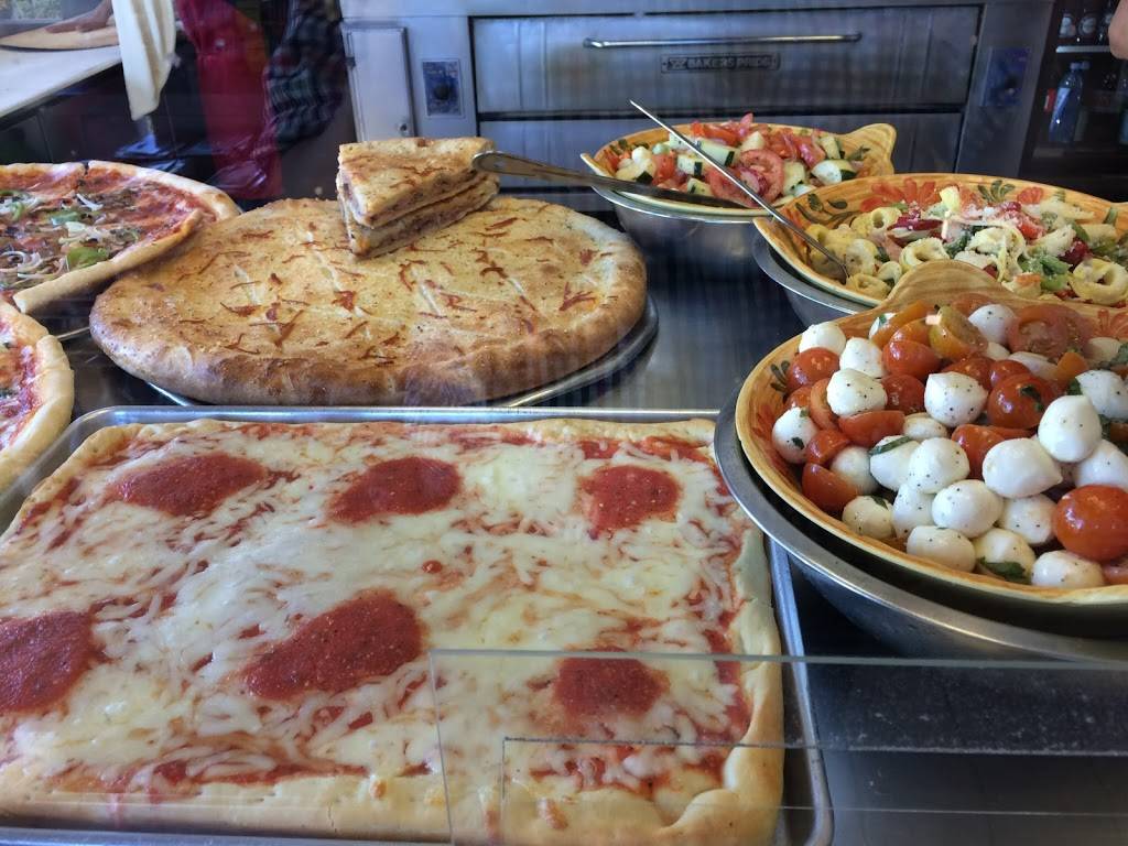 Roccos NY Pizzeria & Pasta | restaurant | 1168, 10860 W Charleston Blvd # 190, Las Vegas, NV 89135, USA | 7027960111 OR +1 702-796-0111