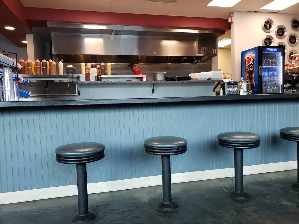 Bone Ends | restaurant | 604 E Colby St, Whitehall, MI 49461, USA | 2318933000 OR +1 231-893-3000