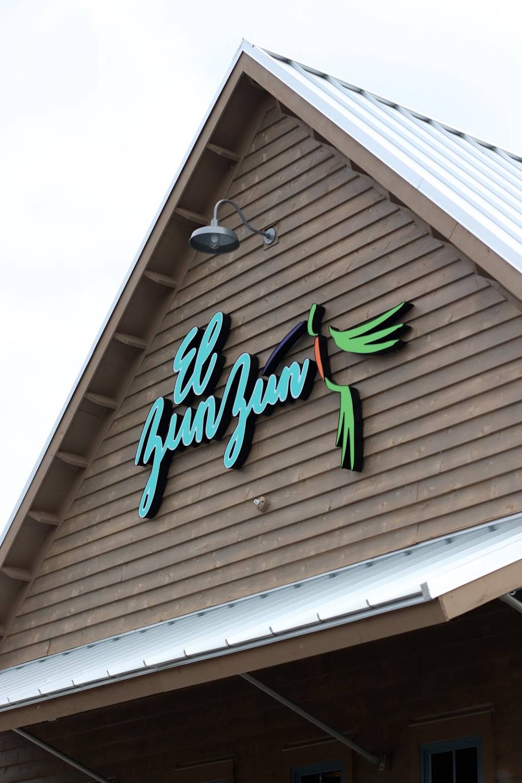 El ZunZún | restaurant | 4105 Crosshaven Dr, Vestavia Hills, AL 35243, USA | 2057917711 OR +1 205-791-7711