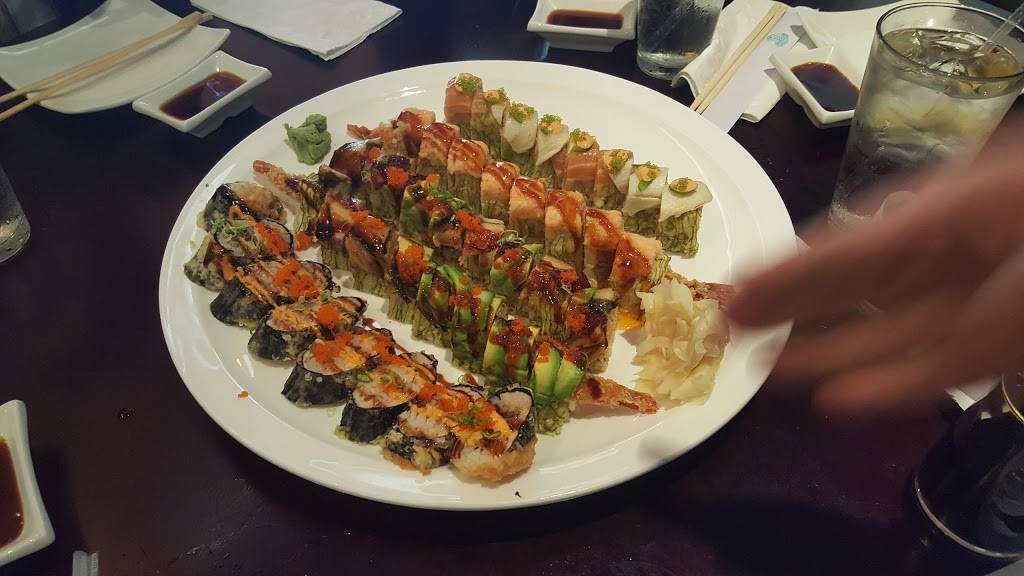 Wild Ginger | restaurant | 2444 Eastern Blvd, York, PA 17402, USA | 7177571818 OR +1 717-757-1818