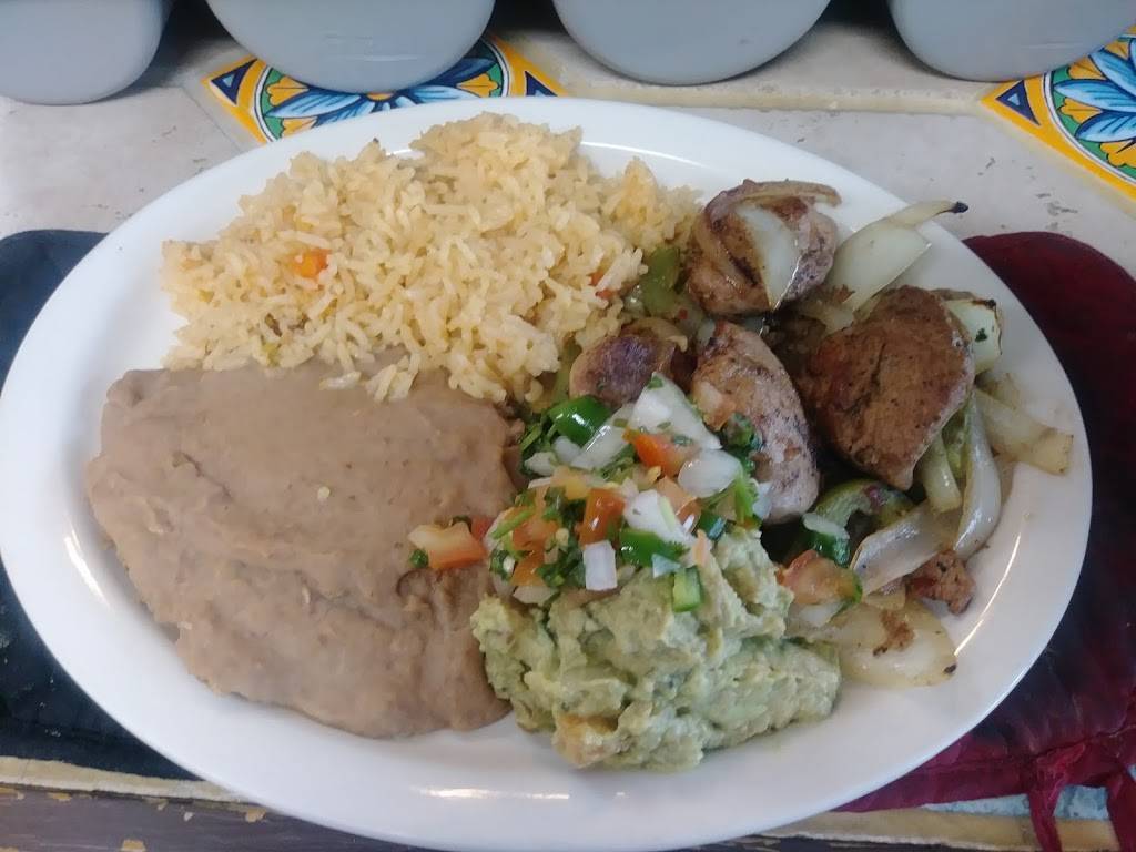 Alexs Tacos | restaurant | 5618, 2523 Memorial Blvd, Kerrville, TX 78028, USA | 8309559500 OR +1 830-955-9500