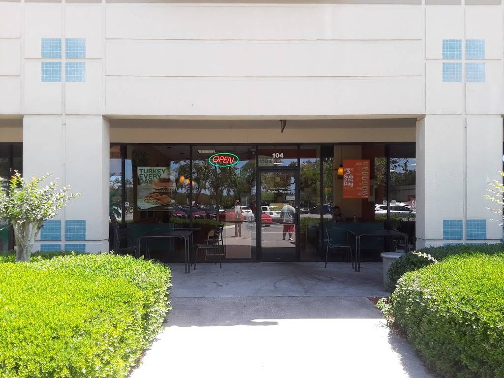 Subway | restaurant | 104 Flagler Plaza Dr, Palm Coast, FL 32137, USA | 3864390439 OR +1 386-439-0439