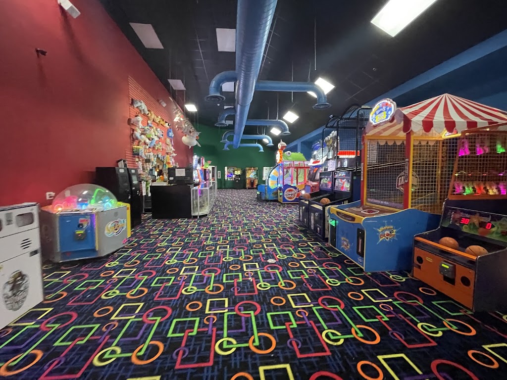 The Golden Isles Strike Zone | restaurant | 380 Millennium Blvd, Brunswick, GA 31525, USA | 9122656600 OR +1 912-265-6600